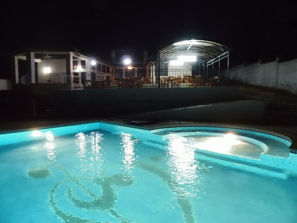 Villa โทโพลา ภายนอก รูปภาพ